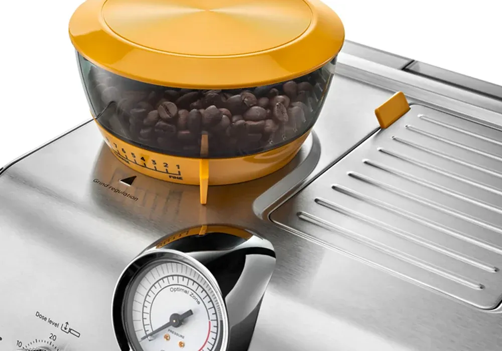 Expresso La Specialista Arte Yellow + Kit Barista Delonghi (EC9155.YE) – Image 4